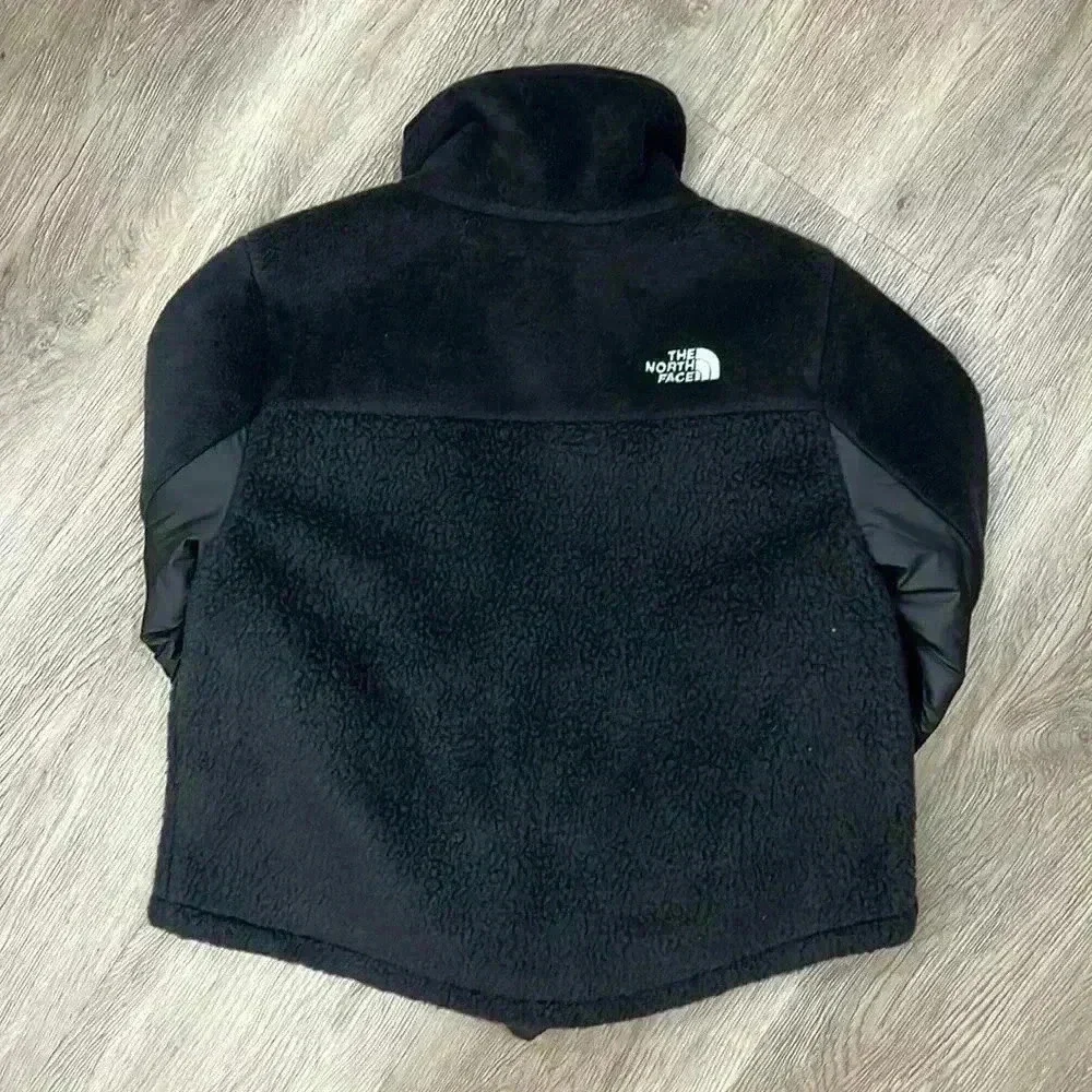 The North Face Girls’ Fleece Jacket, Large (Size 12)